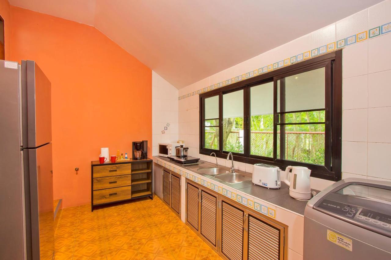 Villa Miracle Rawai Экстерьер фото