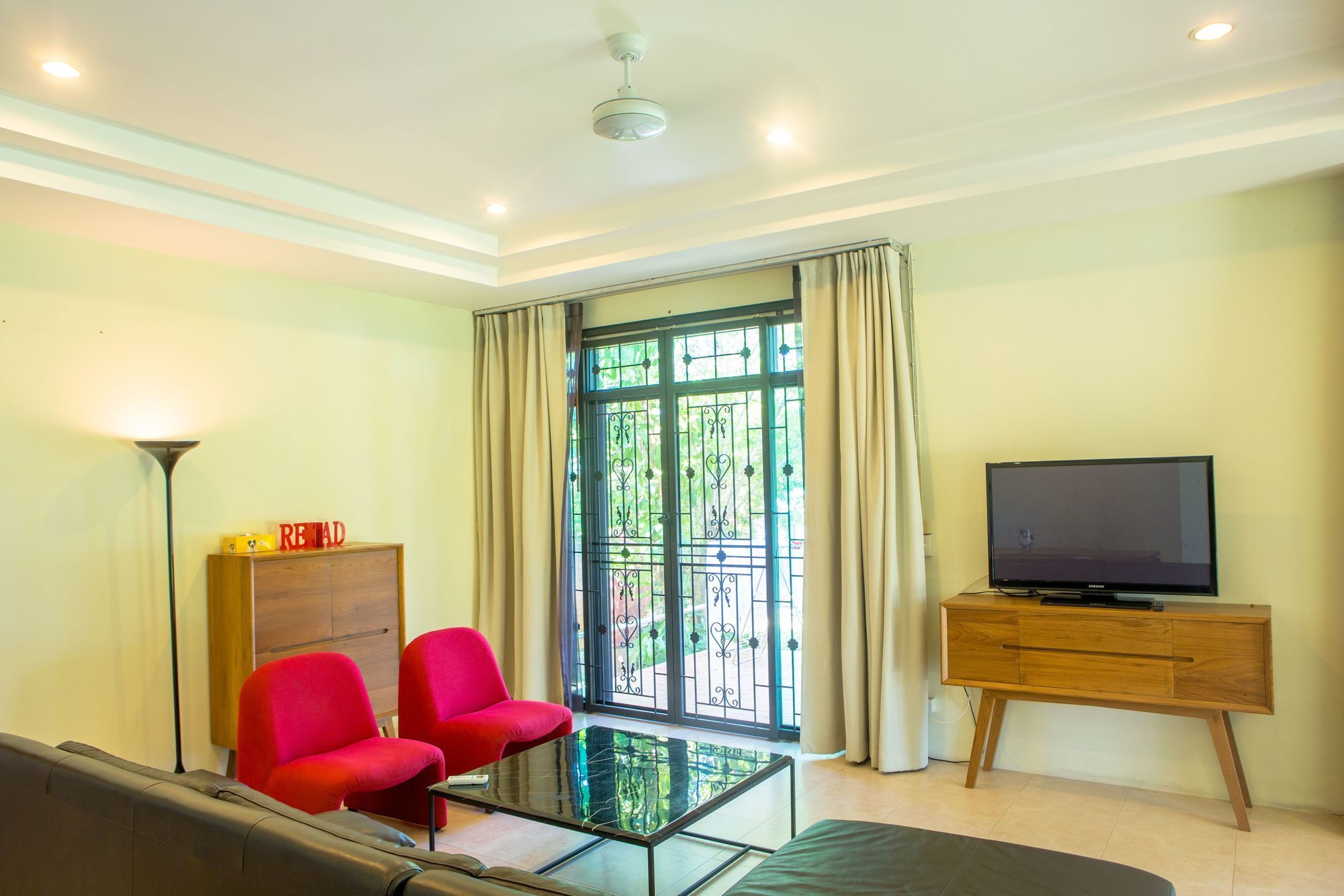 Villa Miracle Rawai Экстерьер фото