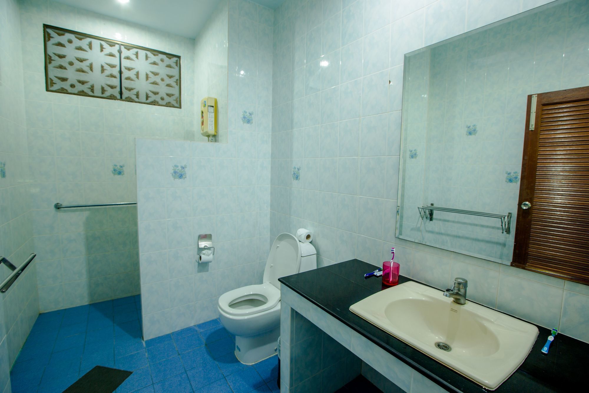 Villa Miracle Rawai Экстерьер фото