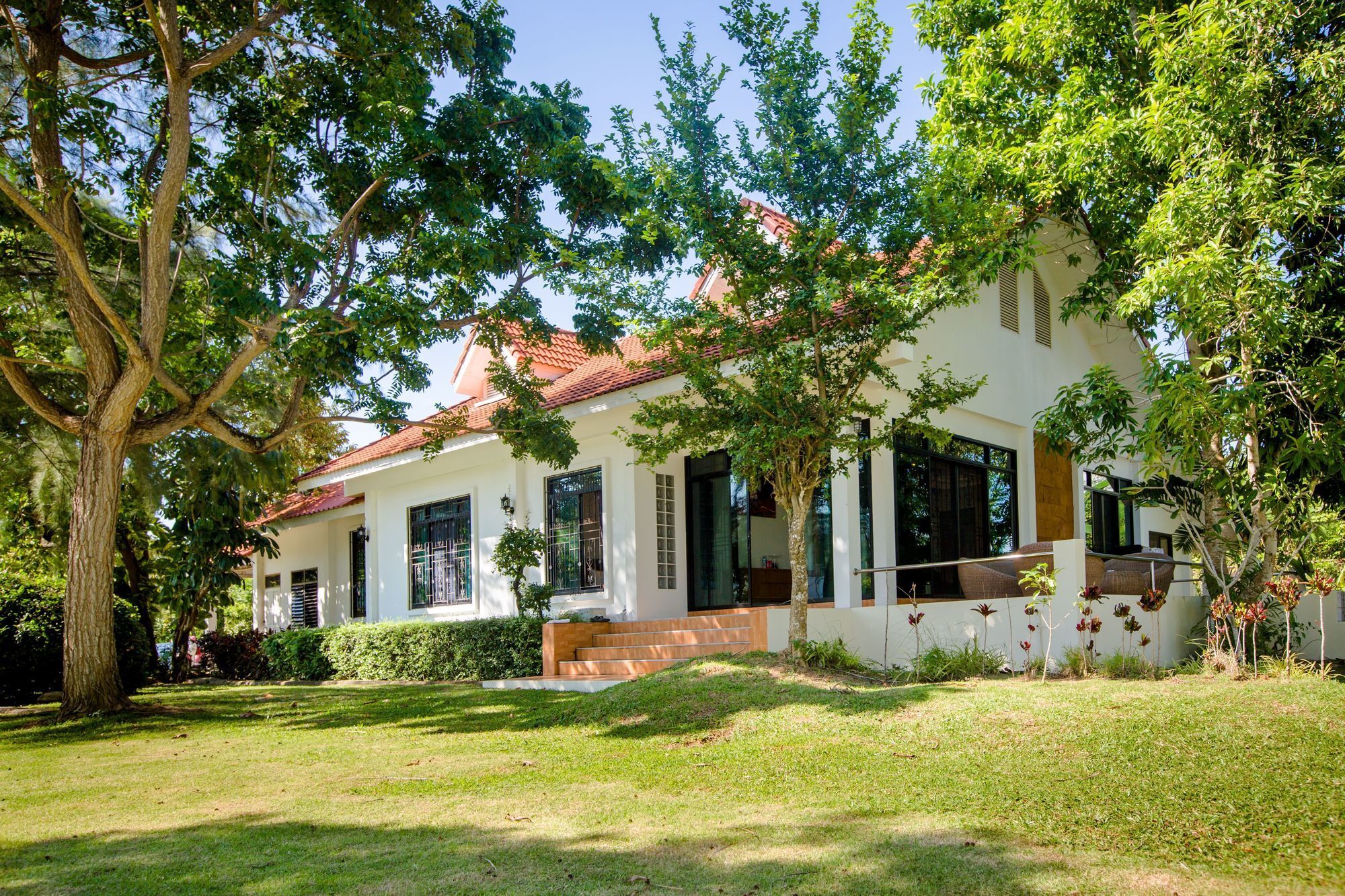 Villa Miracle Rawai Экстерьер фото
